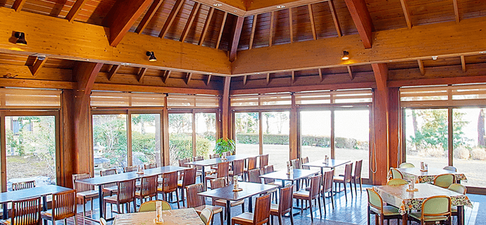 レストラン まつぼっくり