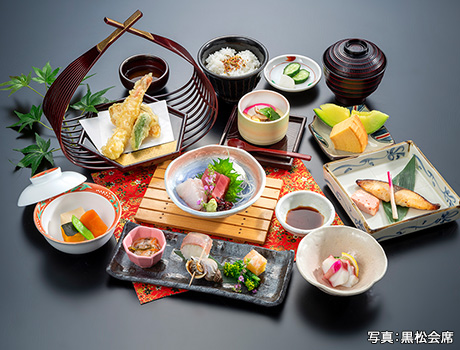 写真：黒松会席
